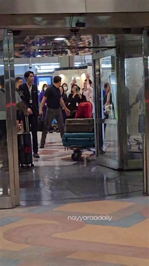 Yoona at Thailand Aiport ii Pengawalannya ketat banget yaaa hehee #yoona #snsd | Nayyaraa Daily