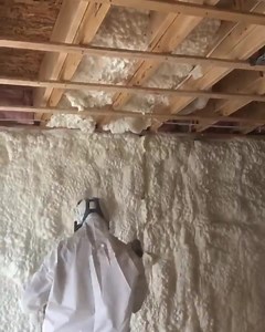 In case you were wondering how insulation work is carried out. #civilengineering #theconstructor #construction #civil #engineering #civilengineeringworld #civilengineer #engineer #engineers #building #civilconstruction #constructionlife #engineeringlife #constructionworker | The Constructor - Civil Engineering Home