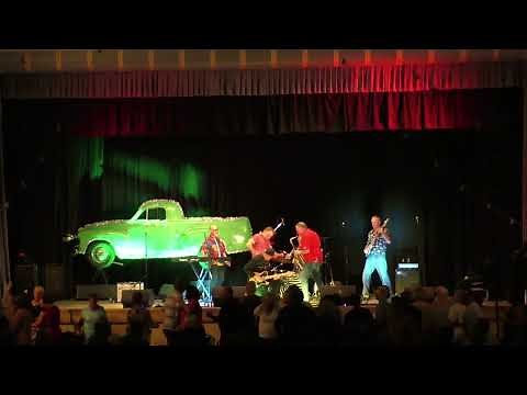 Frankie J Holden & Wilbur Wilde - On The Prowl (Live In Tumby Bay)