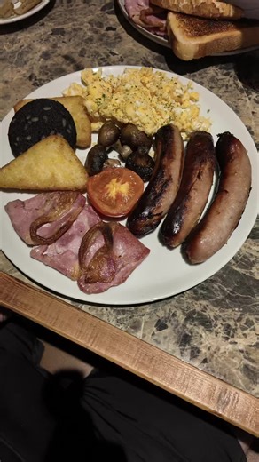 Breakfast Review of Six Six Three in Golborne