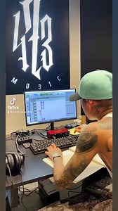 3.2M views · 164K reactions |  SEPARAOS 鹿 | Santa Fe Klan | Facebook