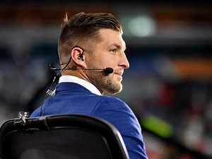 Jaguars Sign Former Heisman Winner Tim Tebow To 1-Year-Contract