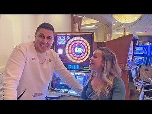 My REMARKABLE Las Vegas Slot Session! (I WON OVER $1000 🤑)