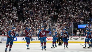 Colorado takes 2-0 lead into Game 3 against Tampa Bay