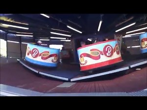 Waltzers - Butlins Skegness Funfair - Off ride