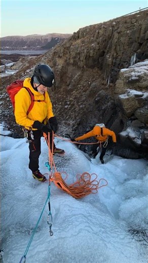 Topping out on Kerlingafoss (WI3)