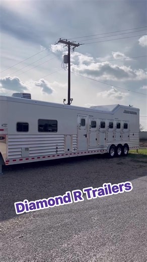 💎New Elite 6 horse side load trailer. 13’8” living quarters. Diesel generator. Give us a call for all of your trailer needs. 254-968-6661 DiamondRTrailers.com #diamondrtrailers #barrelracer #reininghorse #cuttinghorses #rodeotok
