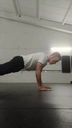 Intense Morning Press Up Workout Routine