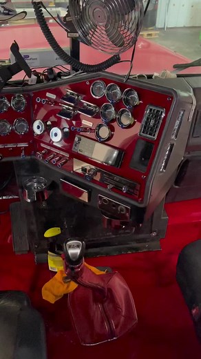 freightliner classic 2 piece dash | freightliner