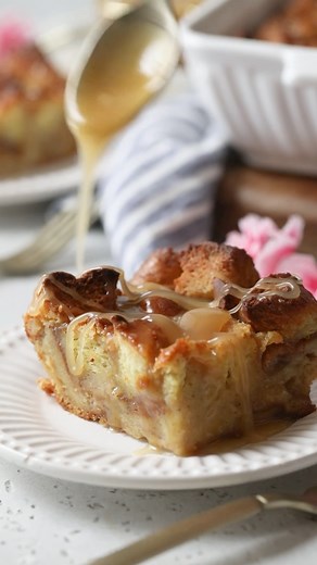 3.5K views · 60 reactions | RECIPE: https://sugarspunrun.com/bread-pudding/ My classic bread pudding recipe is easy and oh so cozy. Customize it with dried fruit, nuts, or chocolate, or keep it simple and serve with the buttery sauce. | Sugar Spun Run | Facebook