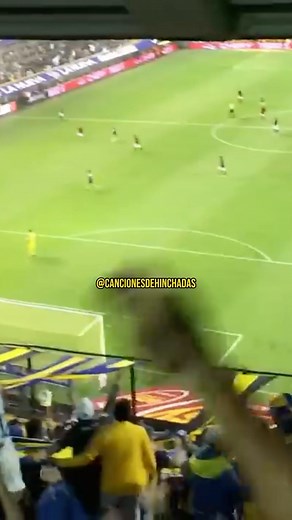 Canciones de Hinchadas on Instagram: "Cuando me muera no quiero nada de flores. 💙💛 #CancionesDeHinchadas #HinchadasArgentinas #Boca #La12 #BocaJrs #River"