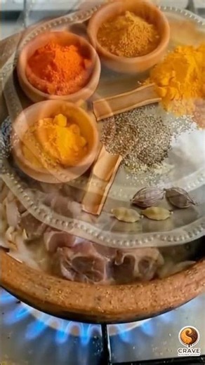 Kunna gosht | Authentic Chinioti Kunna Recipe! 🏺🔥 #Shorts