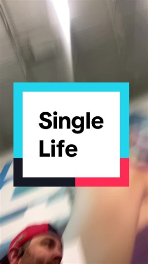 Single life🤷🏻‍♂️ #valentinesday #happyvalentinesday #singlelife #mgk #fyp