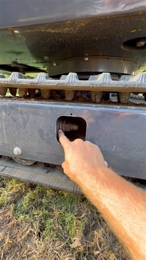 How to fix tracks on Chinese mini excavator #machine #mechanic #miniexcavator #work #maintenance