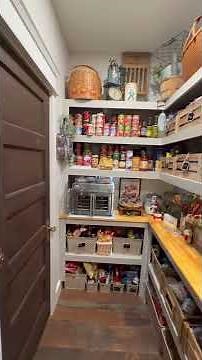 Country Pantry Barn-wood Wall #farmhousestyle #pantry #barnwood #countryhomedecor