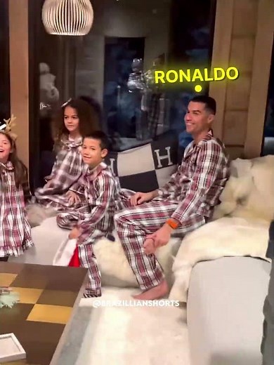 Haaland Surprised Ronado On Cristmas 😂