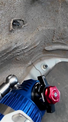 Did someone say 3-way? 🚙💨 Our brand new 3-way adjustable 2.5 monotube shocks are here! These shocks feature dual-stage high and low-speed compression adjustment, plus rebound adjustment — giving you complete control over your ride comfort! Now available in longer lengths and for a heap of new vehicle models. Check them out right here! https://youtu.be/qMin33l6RFY #superior4x4 #superiorengineering #Superior #3way #shocks | Superior Engineering