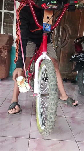 kreatif!!! 😱 sepeda nua bisa di geber #bmx #sepedadrag