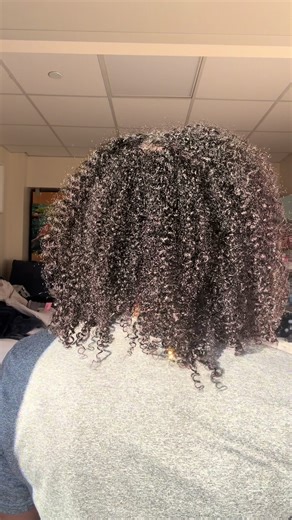 I tried a braid out🥴 it didn’t fully dry but does anyone have any tips!?!? #help #braids #fyp