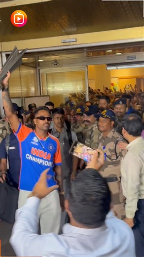 500K views · 30K reactions | Throwback,Indian Team Brings Trophy Home|Hardik Pandya Comeback| Most Viral Video on Internet #hardikpandya #rohitsharma #fblifestyle #fashion | Telly Drama | Facebook