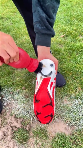 3.4K views | CALLING ALL FOOTBALLERS! The #1 Football Boot Cleaner In The WORLD  | The Boot Buddy | Facebook