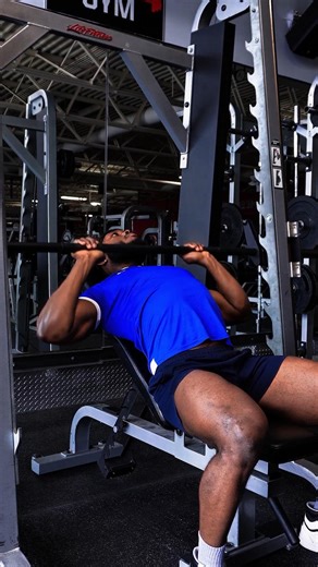 Follow this simple steps to align your bench perfectly on a Smith machine