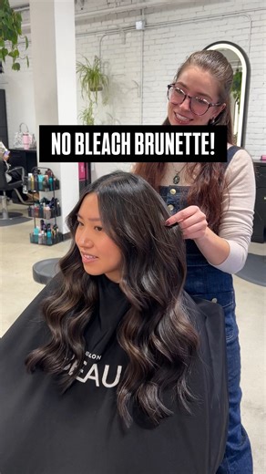 Danae Bertholf • Boston Hairstylist on Instagram: "Watch me achieve this dimensional brunette WITHOUT BLEACH!✨🤎 This was the perfect scenario to use @alfaparfmilanopro_usa platinum series highlift color! I mixed equal parts 11.00 + 11.11 + 40vol oxido and processed for 45 mins to get a stunning HEALTHY lift on my client. We then rootmelted and toned with color wear cream 4 and 6. Our end result is a dimensional, glossy, RICH brunette🔥🔥🔥 I knew I wanted to reach for highlift color for this cl