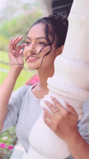 එයා තාමත් ආපු දවස්වල වගේමයි 🥰❤️ #srilanka #geethmabandara #actress #trending #viralshort #famous