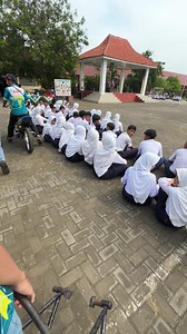 Kontes Drag Motor di Sekolah SMK — Tips Bawa Motor Bagus