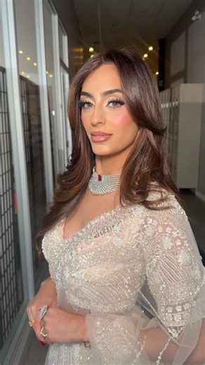 SANA ZAID on Instagram: "Day 2 Masterclass Glam 🙌🏼 My personal favourite look! We did a matte soft eye look and it looked stunning with this lengha! Model @zainahussain Outfit @zaricanadaofficial Jewellery @jewelsbysabeenjahanzeb Venue @trendsassymedspa Decor @the.arrangement.events Book your 2026 bridal makeup & hair by emailing 📧 Info@sanazaid.com 📧"