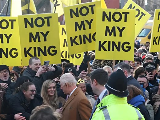 Not my King': Anti-monarchy protesters chant at King Charles during visit to Middlesbrough | The Express Tribune