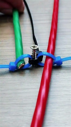 Fast cable bundling with reusable zip ties