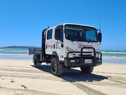 Isuzu NPS 4X4 CrewCab RV