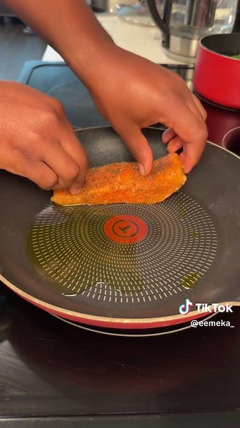 Honey Chipotle Lime Salmon Recipe for Quick Dinners