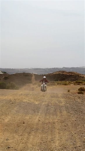 Just this. 🎥 @alangoesnuts | Café Leather