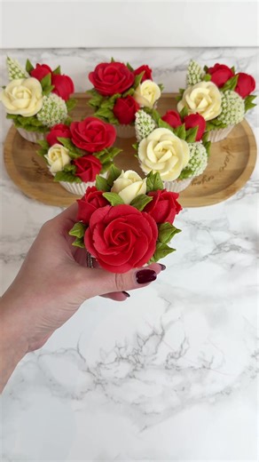 Create Beautiful Edible Roses for Valentine's Day