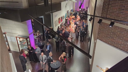 FWMoA hosts 'ARTrageous' gala and auction