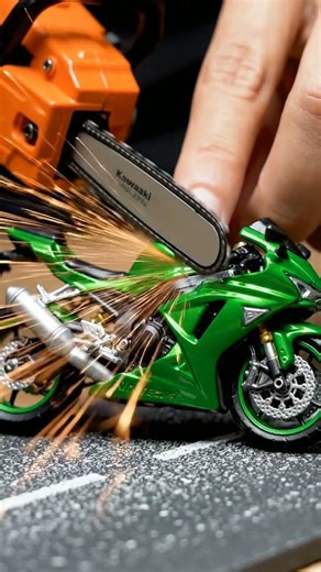 ZX10R Destroyed by Tiny Machine 🔥