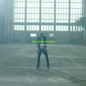 Six of the world’s fastest human beings. One supercharged performance of speed, speed, and more speed (don’t blink!)⚡ ⚡ ⚡Presenting the #worldsfastestband by StarHub Mobile, Singapore’s #fastestunlimitednetwork based on OpenSignal Speed Awards 2018: bit.ly/2vZyysb | StarHub