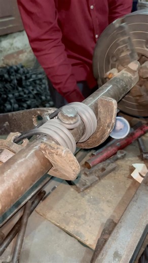 Vintage Old Lathe Heavy Duty Double Spring Making | Old School Engineering Skills #shortsvideo