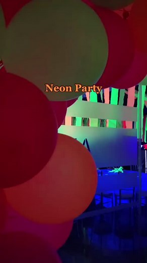 Neón Party - Fiestas temáticas 🎉 #mapaeventos #sabemosdefiesta #neonparty #neon #party #fiesta #cdmx