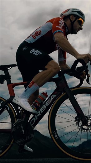 DMT on Instagram: "Tadej Pogačar and Elia Viviani — united by the pursuit of perfection, powered by the Pogi’s Superlight. The lightest, most advanced DMT shoe ever. Built for speed - worn by legends! Get your Pogi’s Superlight and ride like the champions. #DMTcycling #DMTShoes #RideYourBest"