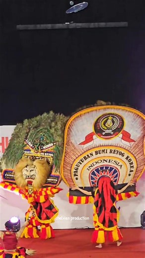 Pertunjukan kesenian Reog Ponorogo di Ansan Korea Selatan 2024 full video di YouTube channel chelvien production link di bio #reogponorogo #masukberanda #jowopride #fyp #ponorogo24jam #overlay #budaya #xybca