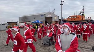 35K views · 628 reactions | Sea of Santas at annual Skegness Rotary Santa Run in aid of RNLI Skegness and local charities. https://www.lincolnshireworld.com/news/people/sea-of-santas-at-annual-festive-fun-run-in-skegness-4910231 | Skegness Standard | Facebook