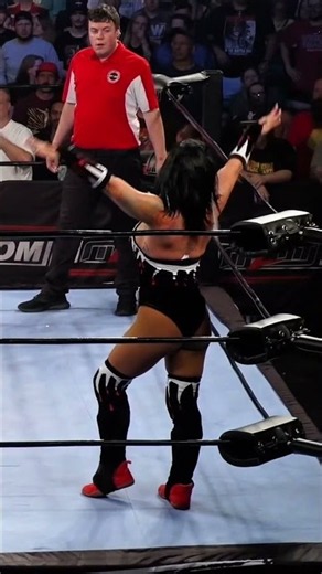Lady Frost WIPES OUT Scarlett & Shotzi in the Turnbuckle! 💥 #MLW