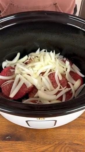 1.1M views · 7.7K reactions | Fuss-free, flavorful meal all in one pot  This video was produced by Network Media and Paul S Show | The Simple Dish | Facebook