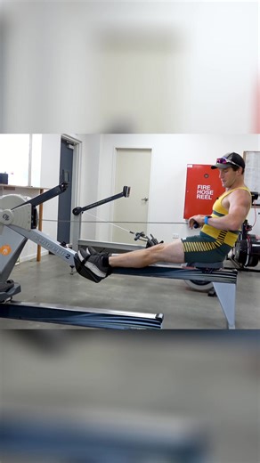 Free Technique Chart www.decentrowing.com Full Video for Members: https://www.decentrowing.com/technique-low-vs-high-rate/ #Rowing #RowingCoach | Decent Rowing