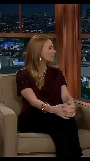 Talk Show Host LOSES IT On Air, Craig and Scarlet #CraigFerguson, #LateLateShow, #ScottishComedian, #Comedy, #StandUpComedy, #TalkShowHost, #ImprovisationalComedy, #HowToTrainYourDragon, #ComedicTiming, #AmericanOnPurpose, #ComedyLegend, #TVHost, #ScottishHumor, #CraigFans, #LiveComedy, #Comedian, #PuppetComedy, #CraigFergusonFans, #LateNightComedy, #GobberTheBelch.#redocta | Craig Comedy Shows
