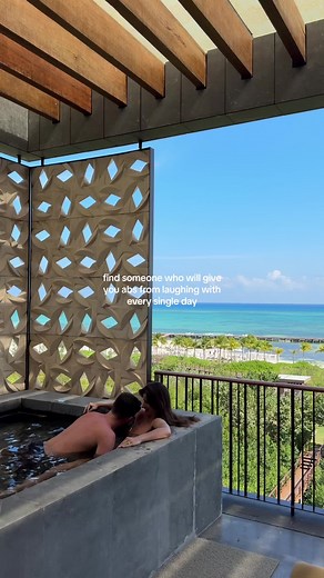 Encuentra el amor que te hará reír cada día