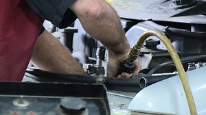 St. Louis body shop still slow after storms